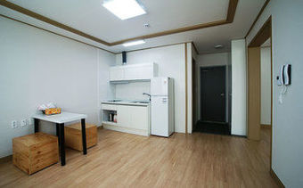 Bed & Breakfast Gambi Namu Pension