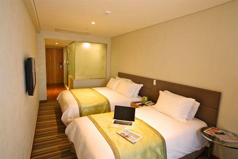 Nine Tree Hotel