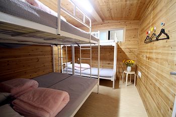 Hotel Cheongdam Hostel
