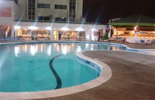 Hotel Cristina Suites