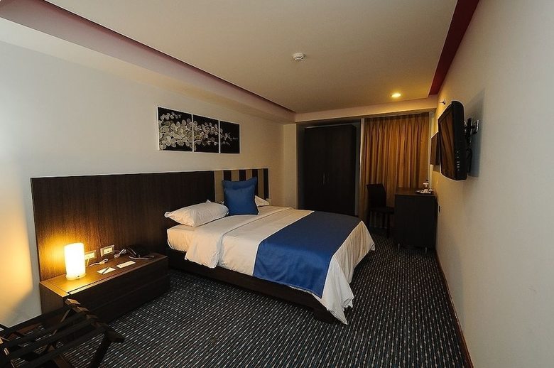 Hotel Alex