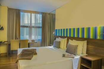 Prodigy Hotel Santos Dumont Airport