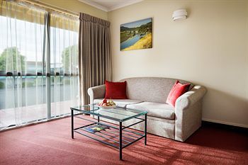 Fairley Motor Lodge