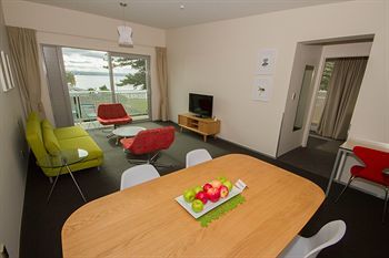 Hotel Navigate Seaside Accommodation