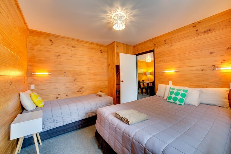 Wellington Top 10 Holiday Park