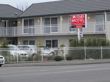 101 Stars Motel