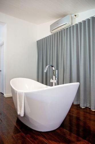 Hotel Barrier Beach House