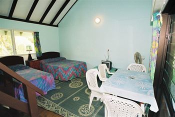 Motel Gina's Garden Lodges