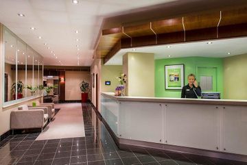 Hotel Mercure Willis Street