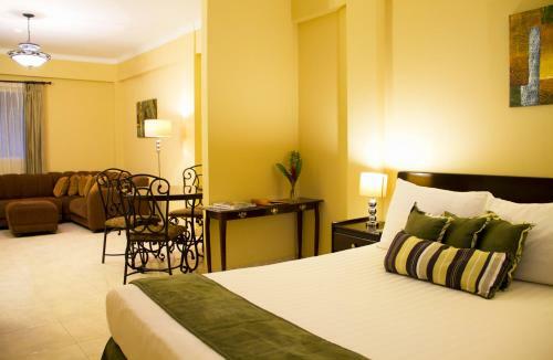 Hostal Albrook Inn