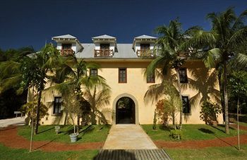 Apartamento Mahogany Hall Boutique Resort