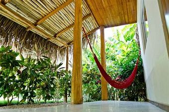 Hostal Otro Lado Lodge And Restaurant