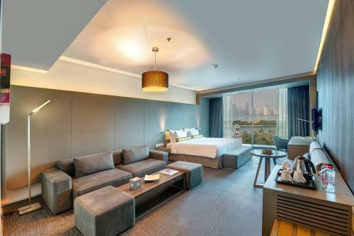 Hotel 72 By Hues