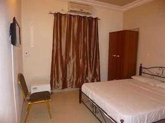Hotel H�tel T�n�r�