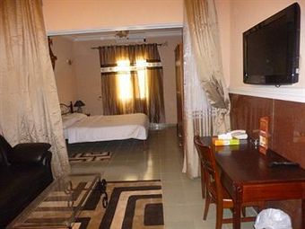 Hotel H�tel T�n�r�
