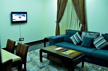 Aparthotel Aes Luxury Apartments