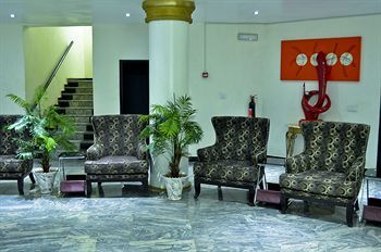 Aparthotel Aes Luxury Apartments