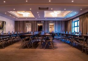 Protea Hotel Kuramo Waters