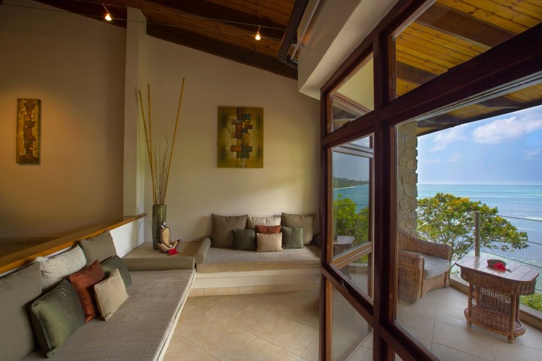 Coco De Mer Hotel And Black Parrot Suites