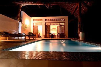 Posada Pongwe Beach Hotel