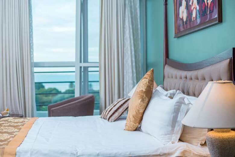 Regency Park Hotel
