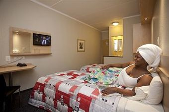 Hotel Road Lodge Carnival City