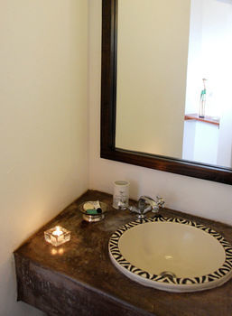 Posada Mbizi Bush Lodge