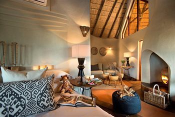 Posada Madikwe Safari Lodge