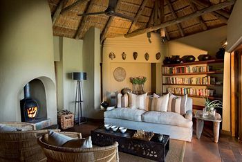 Posada Madikwe Safari Lodge