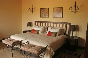 Posada Protea Zebula Lodge