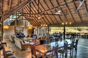 Posada Simbavati River Lodge