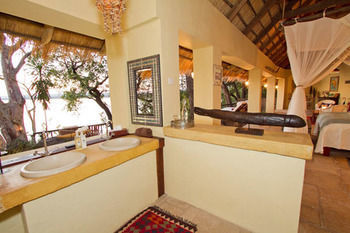 Posada Tongabezi Lodge