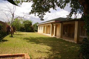 Hotel Khanondo Guest House