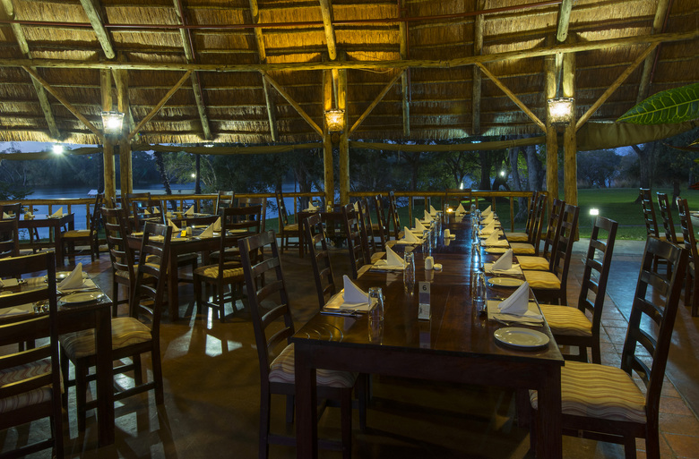 Hotel A'zambezi River Lodge