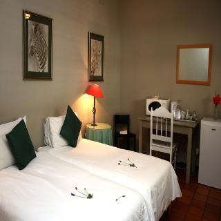 Hotel Albourne Guest House