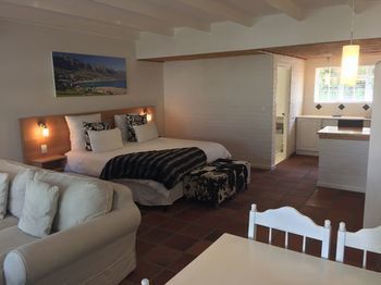 Hotel Albourne Guest House