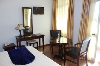 Oasis Hotel Apartment
