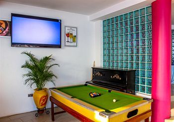 Maxlot Hotel