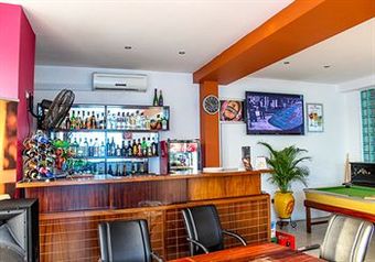 Maxlot Hotel