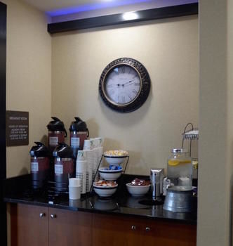 Hotel Comfort Inn & Suites