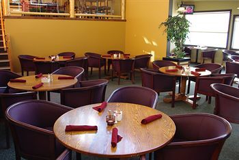 Hotel Waterton Lakes Lodge Resort