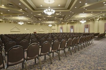 Best Western Plus Winnipeg Airport Hotel