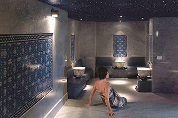 The Fort Garry Hotel