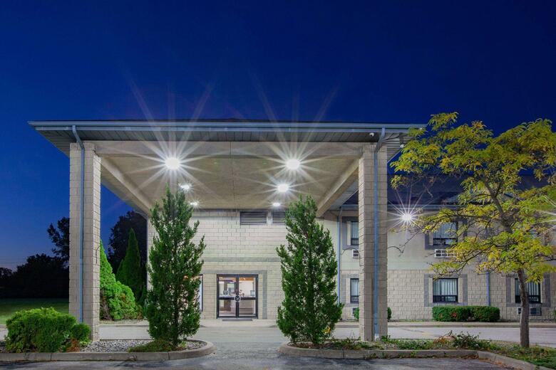 Motel Super 8 Windsor On