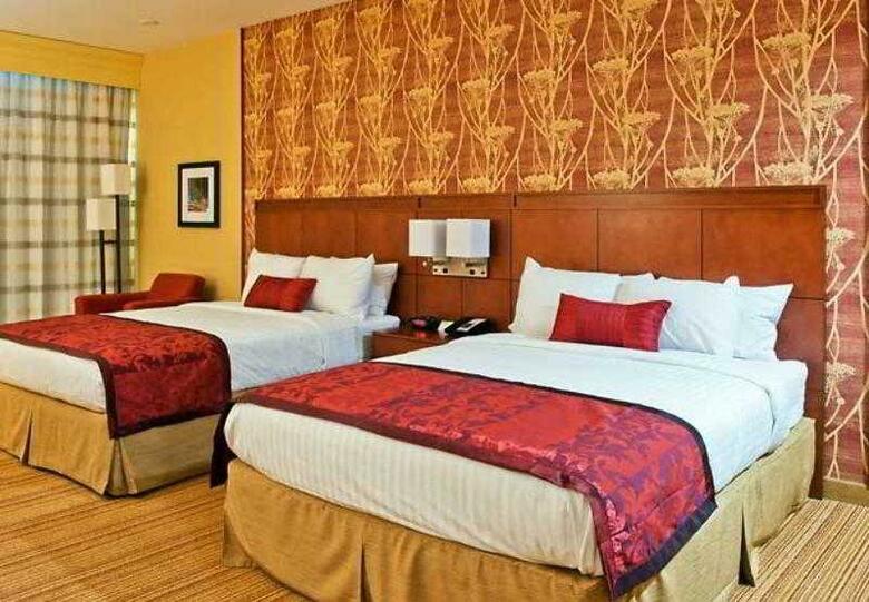 Hotel Courtyard By Marriott Ottawa East