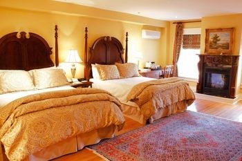 Aparthotel Riverbend Inn And Vineyard