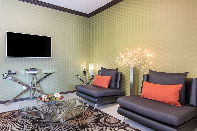 Hotel Comfort Inn