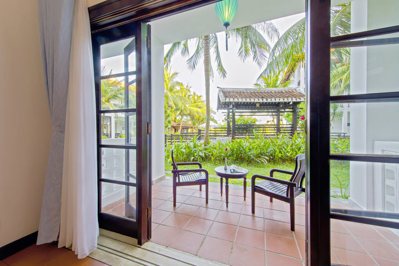 Hotel River Beach Resort