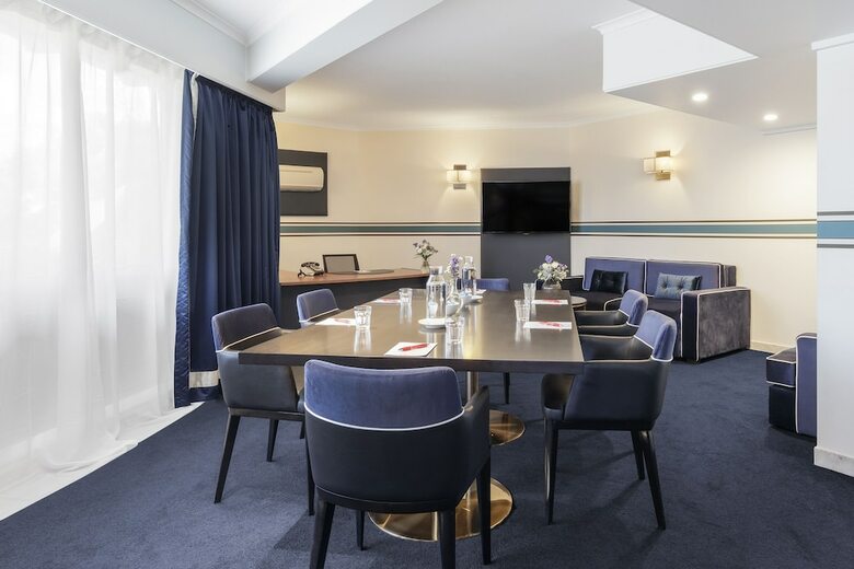 Hotel Diplomat