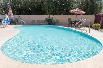 Motel Super 8 Visalia